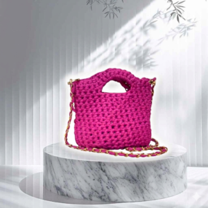 Sac en crochet fait main avec du fil tee-yarn